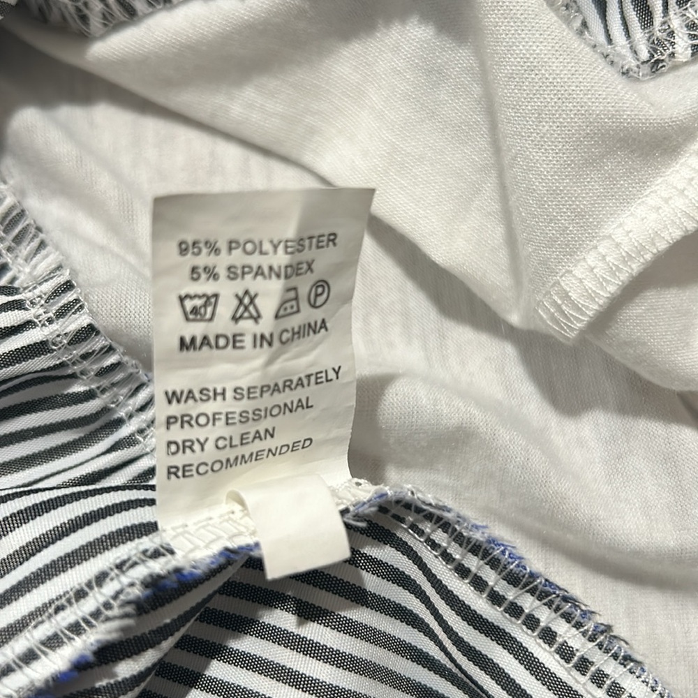 Super cute and comfy t shirt - Picture 2 of 4